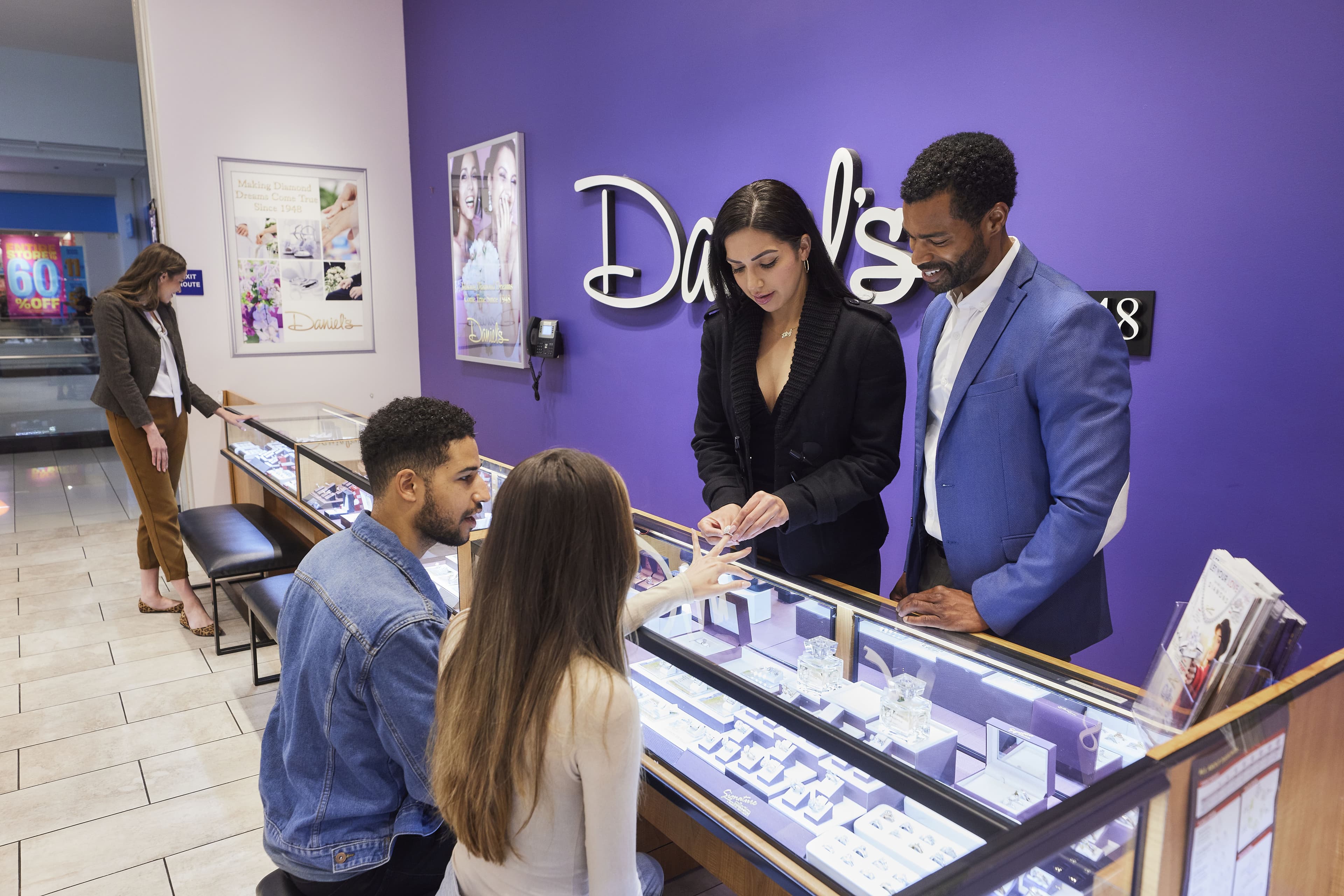 How A Legacy Jeweler Uses Store Traffic To Define Success